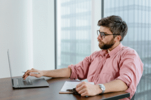 Pay Stub Creator vs. Pay Stub Generator: What's the Difference?